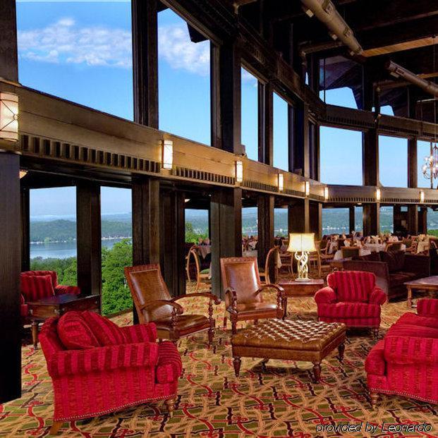 Summit Village Bellaire Interior photo