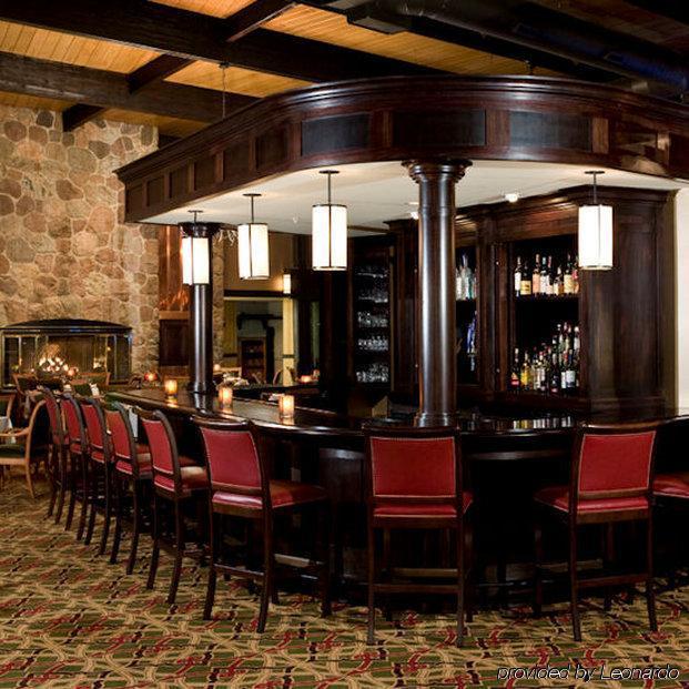 Summit Village Bellaire Restaurant photo