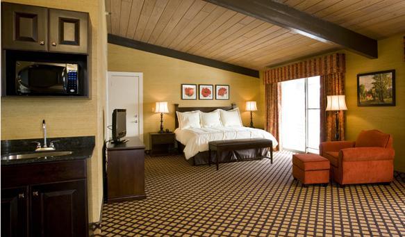 Summit Village Bellaire Room photo
